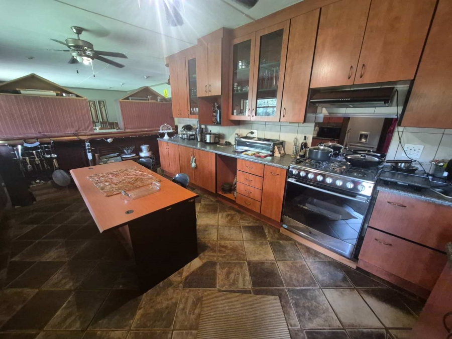 10 Bedroom Property for Sale in Mooinooi North West